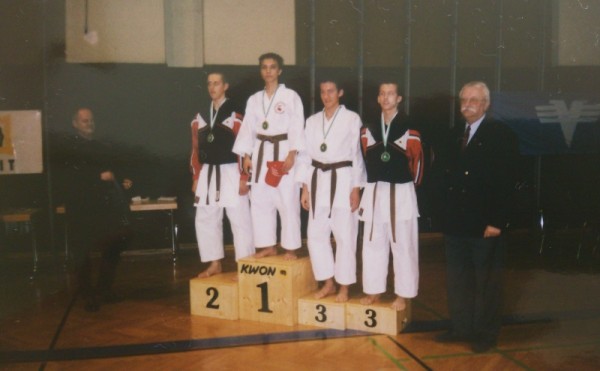 Future Champ. 2002