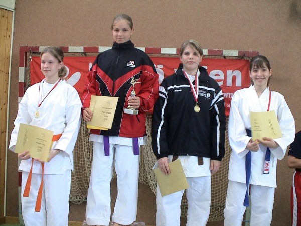 Yvonne 2004 Vienna Open Kata